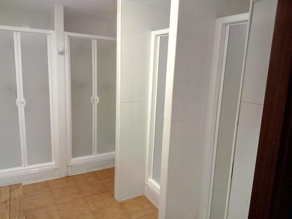 Albergue De Canfranc Estacion Rum bild