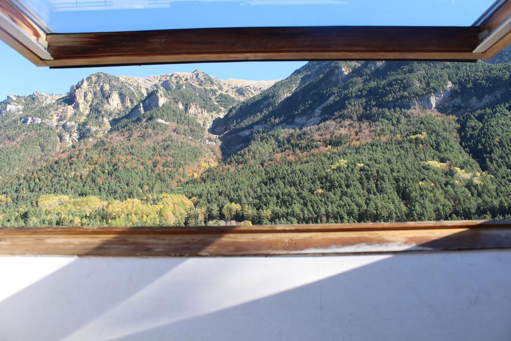 Albergue De Canfranc Estacion Rum bild
