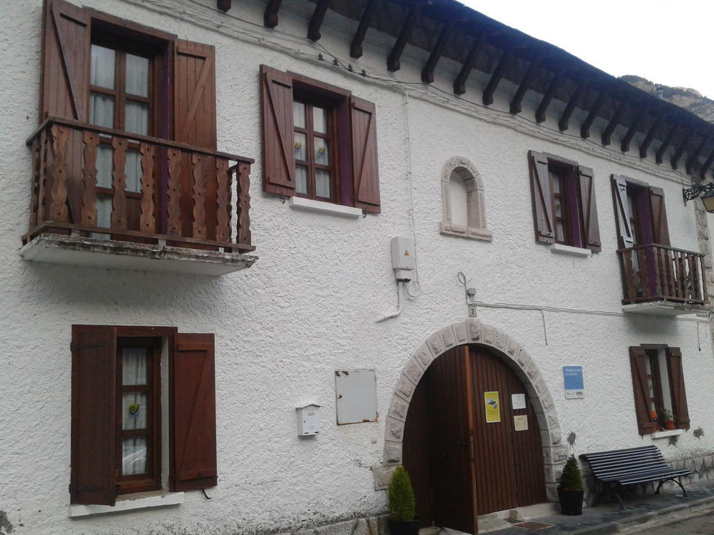 Albergue De Canfranc Estacion Rum bild