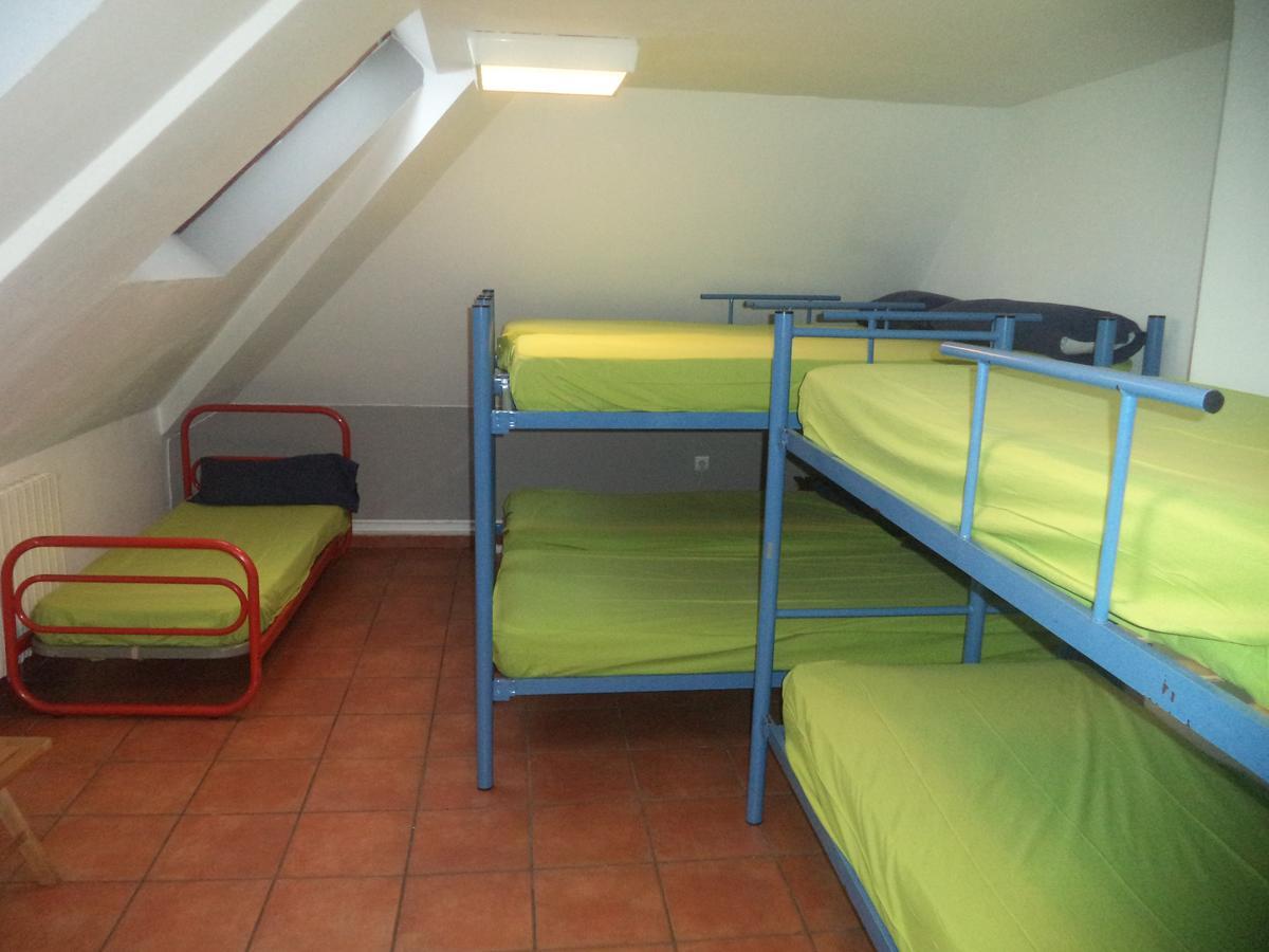 Albergue De Canfranc Estacion Exteriör bild