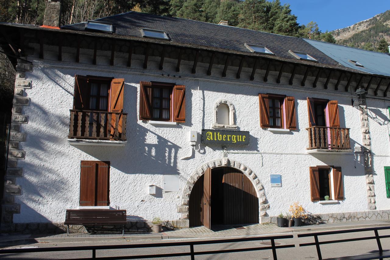 Albergue De Canfranc Estacion Exteriör bild