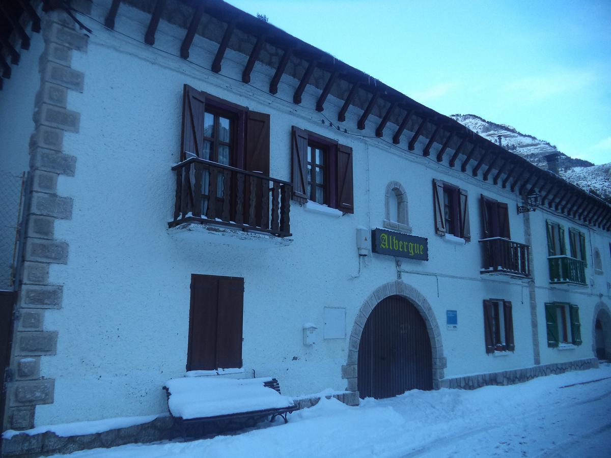 Albergue De Canfranc Estacion Exteriör bild